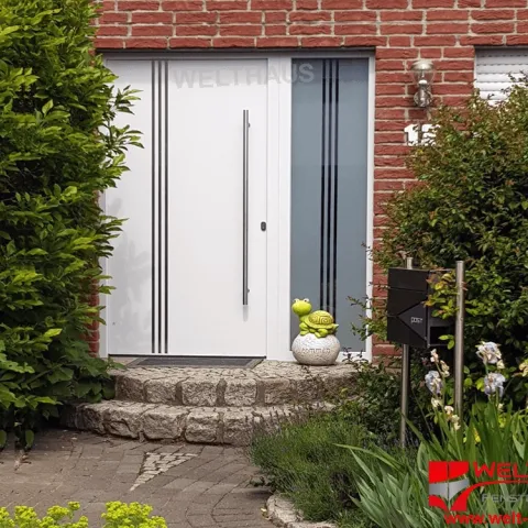 LA10 · WeltHaus