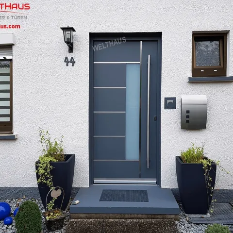 LA40 · WeltHaus